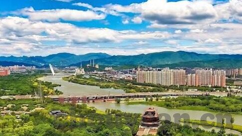 糖心vlog米娜剧情-糖心Vlog，揭秘米娜的剧情画卷——一段虚拟与现实交织的青春奇遇